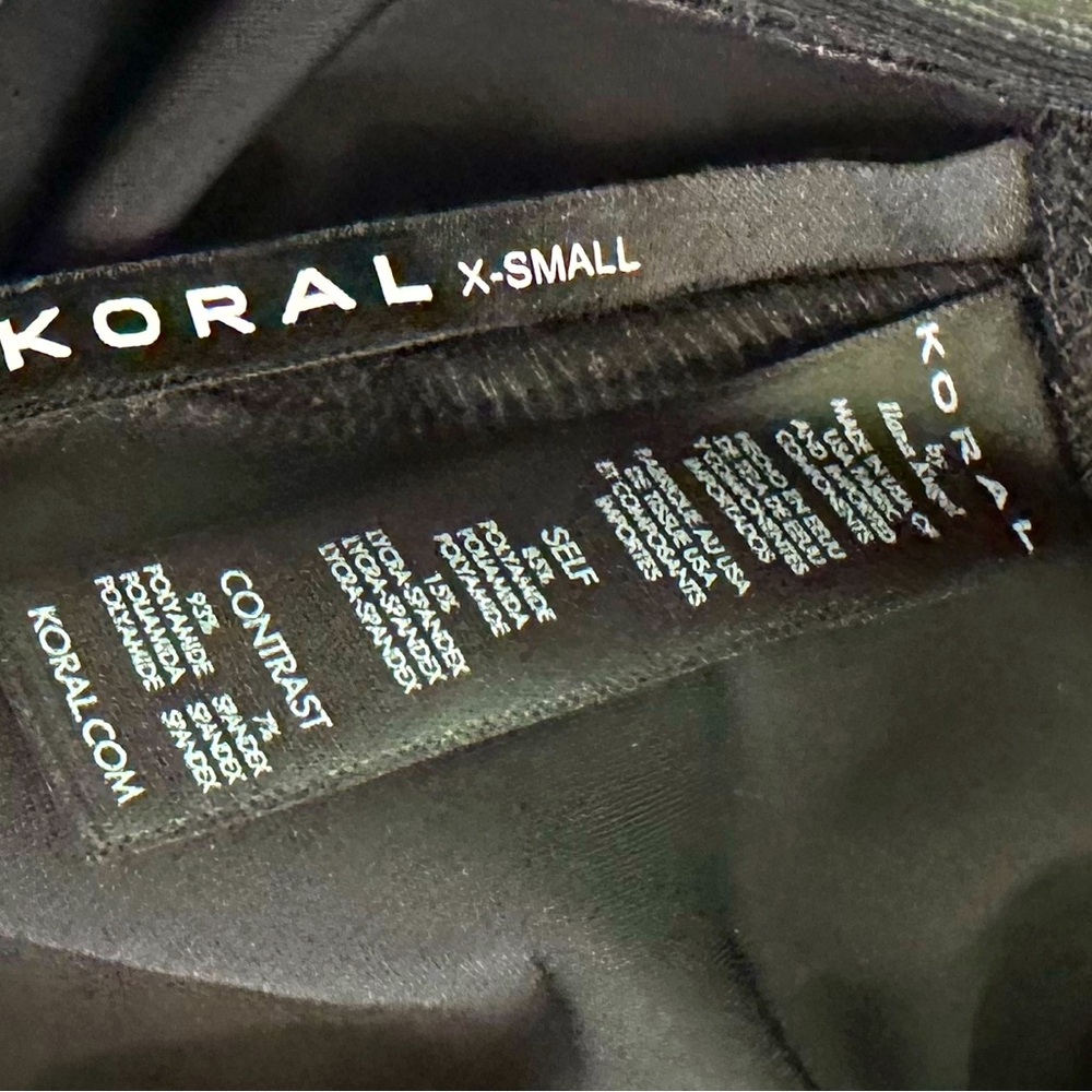 Koral black legging w gold detail - Picture 9 of 9